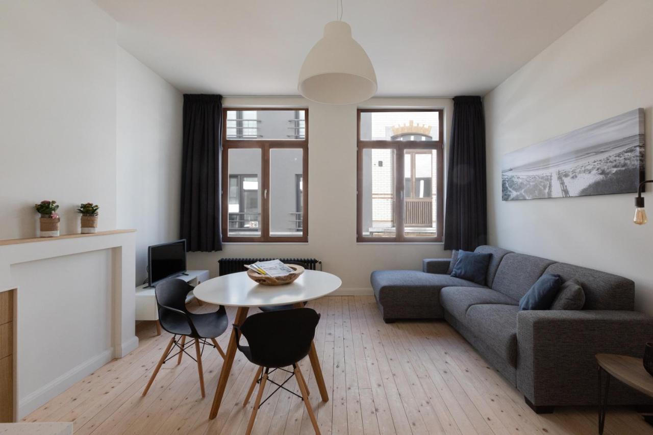 StayatSea Retro Appartementen Blankenberge Bagian luar foto