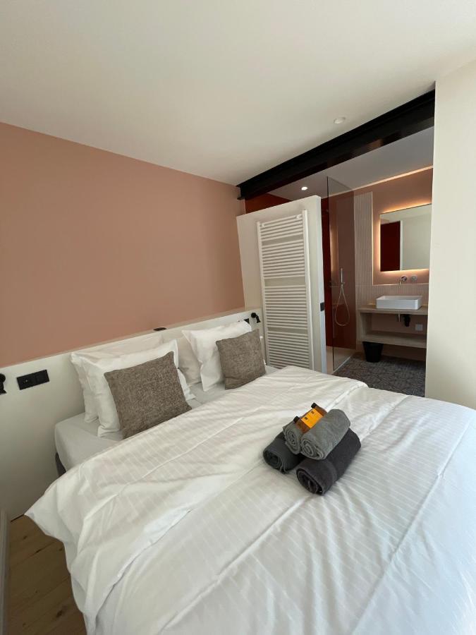 StayatSea Retro Appartementen Blankenberge Bagian luar foto