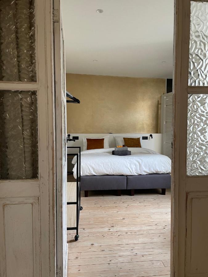 StayatSea Retro Appartementen Blankenberge Bagian luar foto