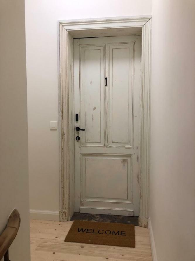 StayatSea Retro Appartementen Blankenberge Bagian luar foto